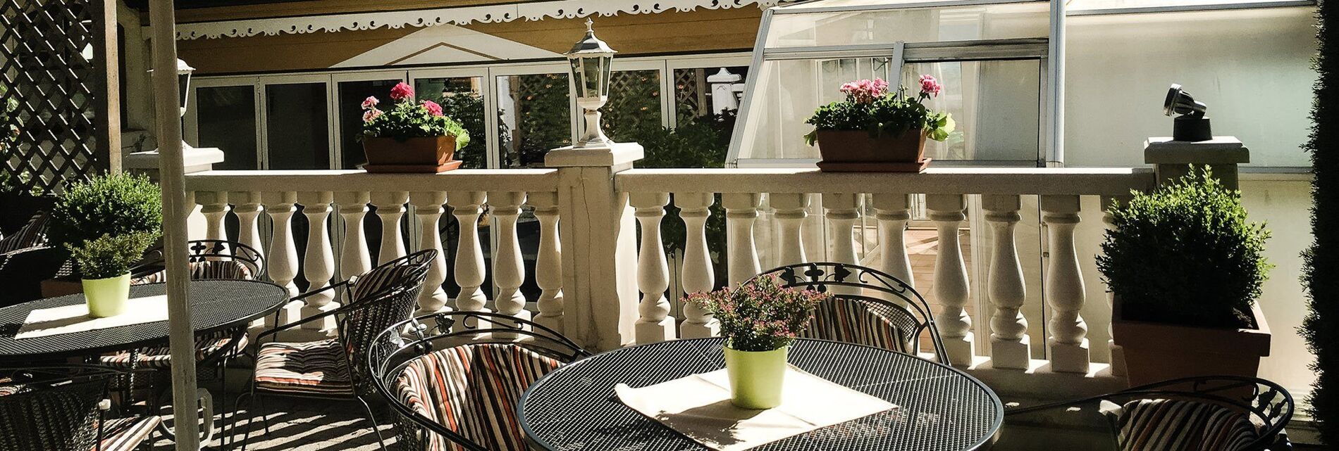 Stock's luxury services